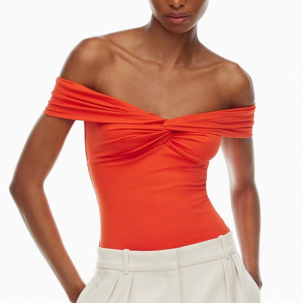 Aritzia Contour Twist Off Shoulder Top